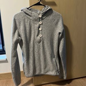 North Face 1/4 button up - Gently worn